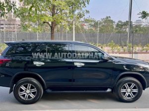 Xe Toyota Fortuner 2.4G 4x2 AT 2019