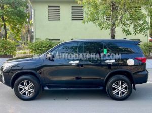 Xe Toyota Fortuner 2.4G 4x2 AT 2019