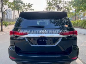 Xe Toyota Fortuner 2.4G 4x2 AT 2019