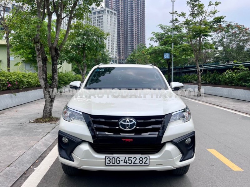 Toyota Fortuner 2.7V 4x2 AT TRD 2019