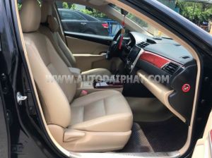 Xe Toyota Camry 2.0E 2015