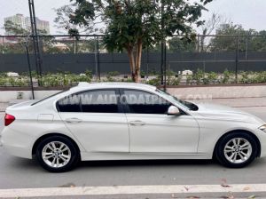 Xe BMW 3 Series 320i 2015