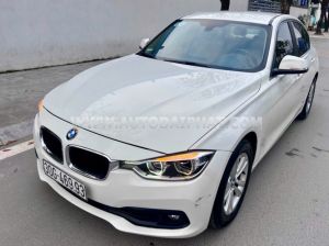 Xe BMW 3 Series 320i 2015