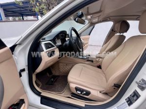 Xe BMW 3 Series 320i 2015