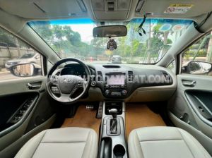 Xe Kia K3 2.0 AT 2016