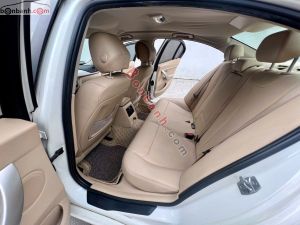 Xe BMW 3 Series 320i 2015