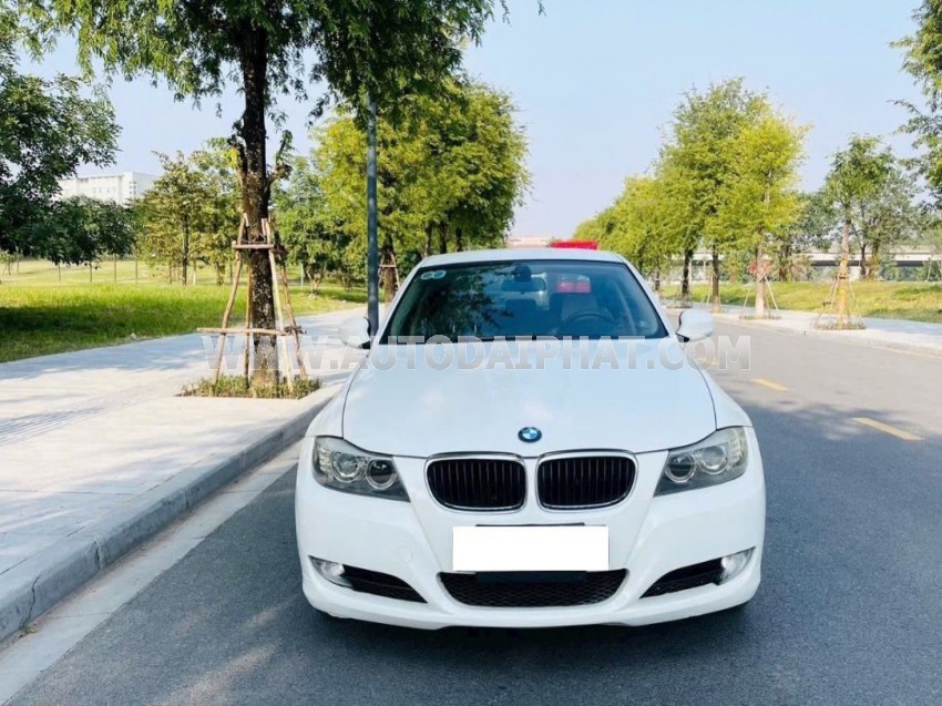 BMW 3 Series 320i 2009