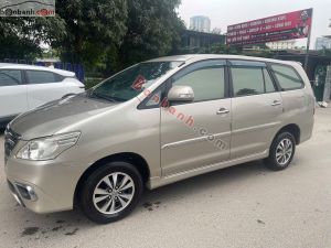 Xe Toyota Innova 2.0V 2016