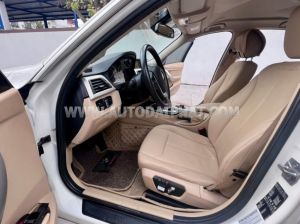 Xe BMW 3 Series 320i 2016