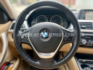 Xe BMW 3 Series 320i 2016