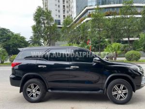 Xe Toyota Fortuner 2.4G 4x2 AT 2020