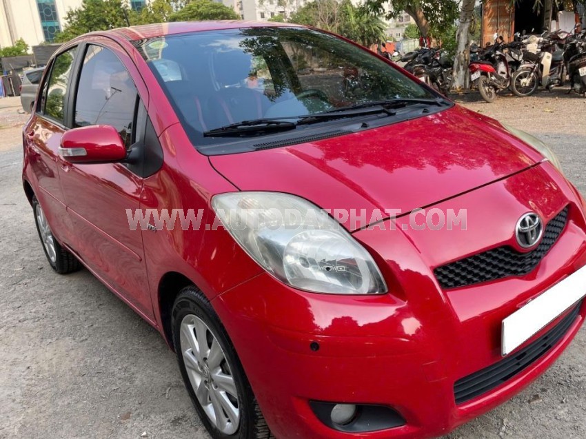 Toyota Yaris 1.5 AT 2013